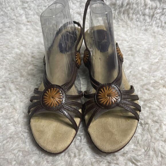 Dunes leather Brown straps sling back wedge sandals size 9.5 - Picture 1 of 11